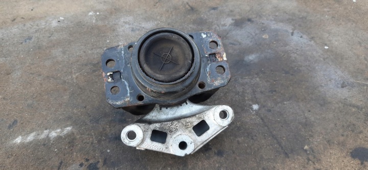 POIGNÉE COUSSIN MOTEUR 1.6 VTI 308 T9 9655922980