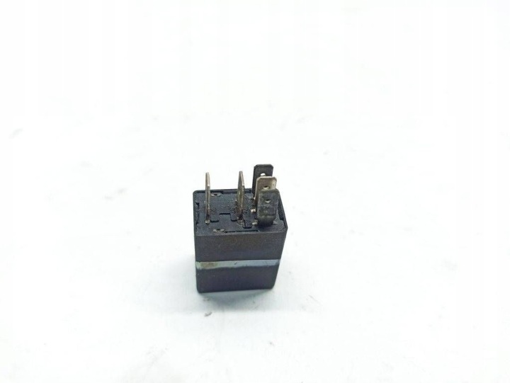 RELAIS MERCEDES-BENZ CLS (C219) 4608650 34312387 3.0L 2005