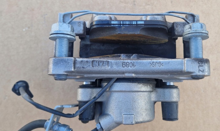 ÉTRIER DE FREIN DE FREIN AVANT AUDI A4 B9 AUDI A5 8W05FJ GAUCHE COMME