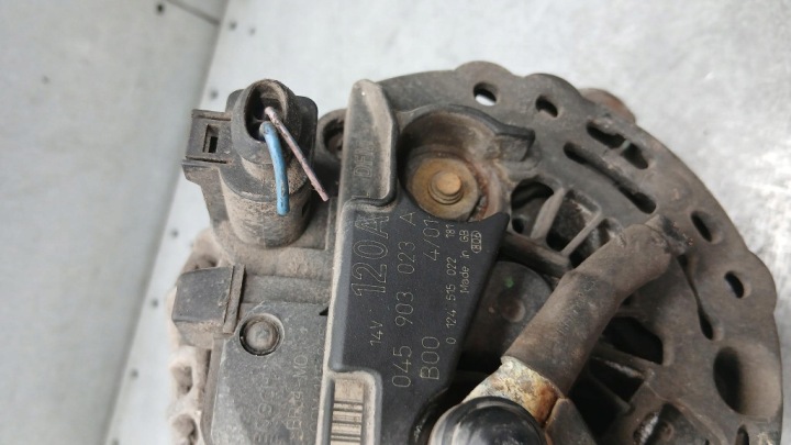 ALTERNATEUR AUDI A2 8Z 1.4TDI 99-05R 045903023A