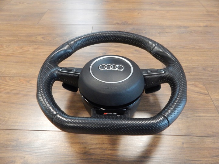 AUDI RS5 VOLANT PALETTES COUSSIN ORIGINAL