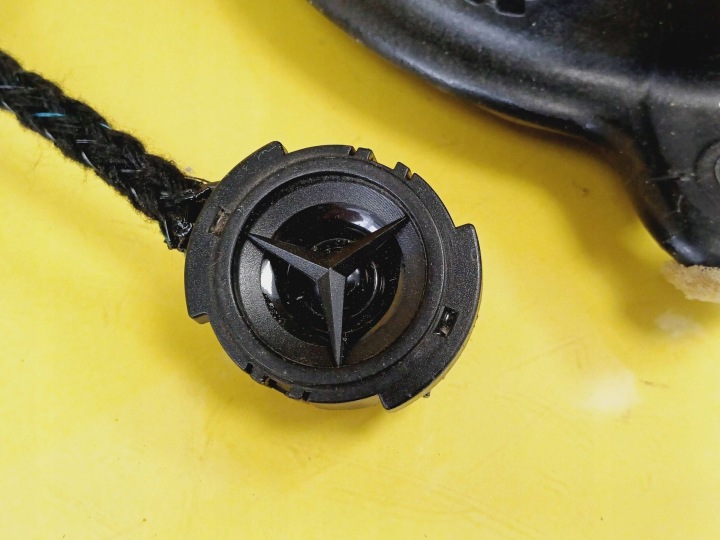 HAUT-PARLEUR DROIT GAUCHE AVANT MERCEDES-BENZ A W168 A1688200202 NR505