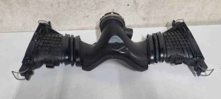 AUTRE CONDUITES DE DÉRIVATION MERCEDES-BENZ C (W204) A6420900142 2.99L DIESEL 2010