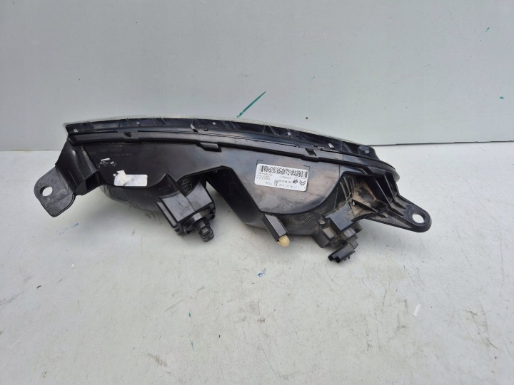 CITROEN BERLINGO IV C3 III 18- PHARES ANTIBROUILLARD DROIT ENDOMMAGÉ AVANT 9819435380