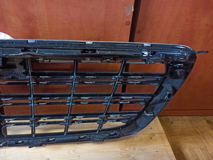 MERCEDES-BENZ OE A2228802400 CALANDRE GRILLE PAQUET