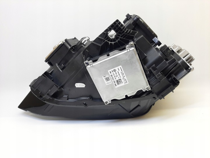AUDI Q2 PROJECTEUR PHARE DROIT 81A941774D 81A941034