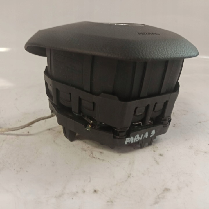 SKODA FABIA III COUSSIN SÉCURITÉ CONDUCTEUR AIRBAG 6V0880201R