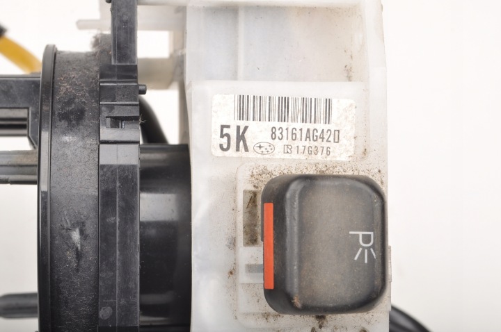 SUBARU LEGACY IV COMMUTATEUR COMPOSITE 83161AG42 17A164LH1