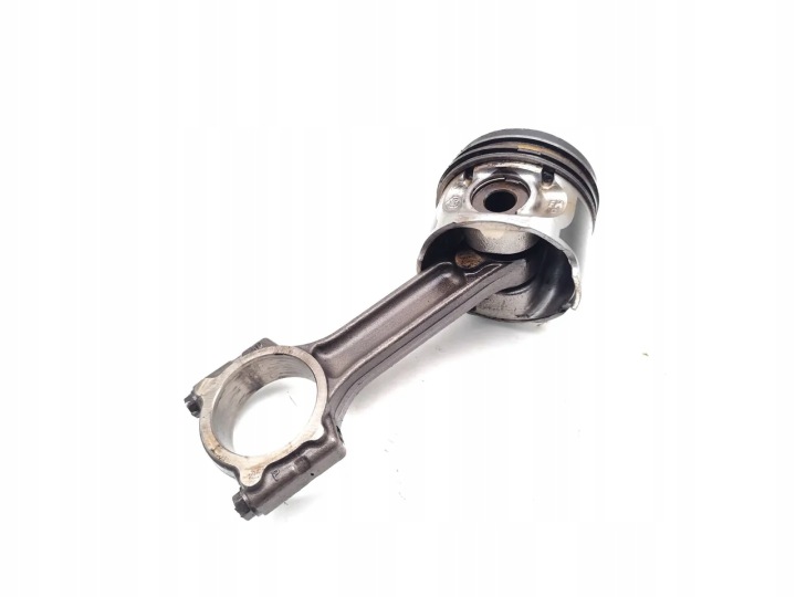 RENAULT KANGOO PISTON AVEC BIELLE 1.5 DCI 70 DIESEL 50KW (68 HP) K9K800 2012