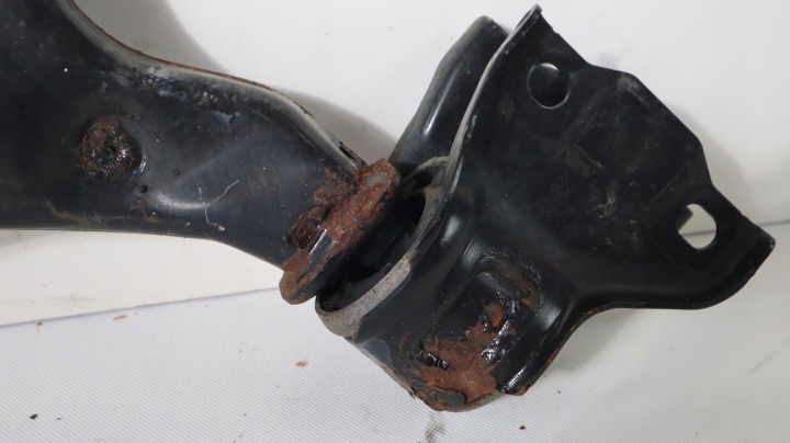 LAND ROVER DISCOVERY SPORT L550 2.0 D BRAS DE SUSPENSION GAUCHE AVANT FK72-3A053-T033A
