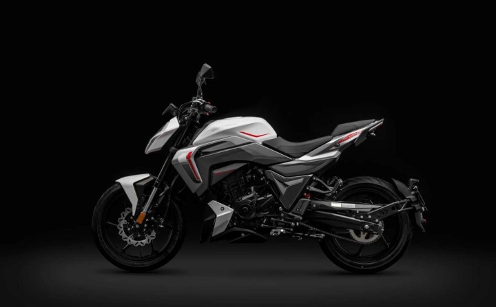 MORBIDELLI AUTRES F125 15KM DE REKI LED ABS CATALYSEUR BA1 RATY, TRANSPORT