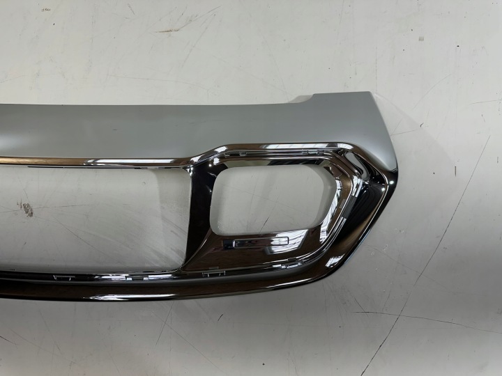 DOUBLURE PARE-CHOCS AVANT JEEP GRAND CHEROKEE WK2 LIFT CHROME 5YL32TRMAA NEUF