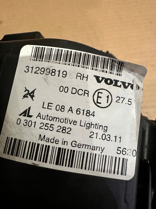 VOLVO C30 LIFT PHARE BI XÉNON COMPLÈTE DROITE GAUCHE 31299818 31299819