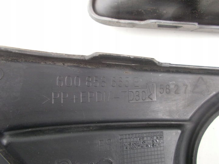 PHARES ANTIBROUILLARD GRILLE PARE-CHOCS AVANT GAUCHE DROITE VW POLO IV 9N3 LIFT 2005-2008R