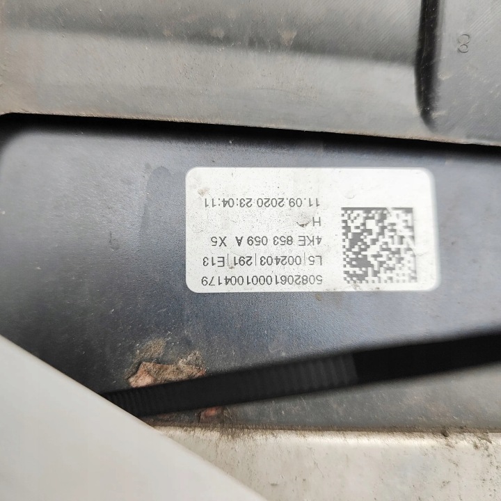 AUDI E-TRON GAUCHE MOULURE PORTES ARRIÈRE ARRIÈRE 4KE853059A