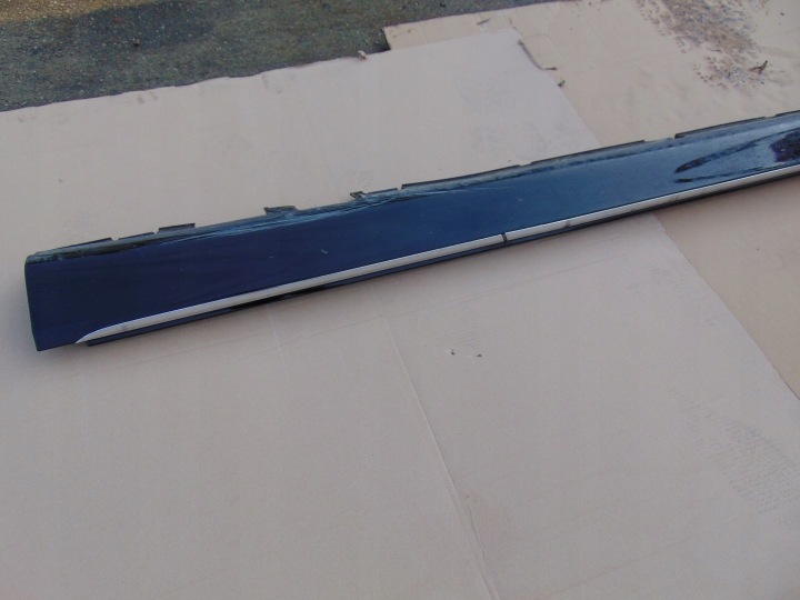 MOULURE SEUIL GAUCHE MERCEDES W213 A2136908704