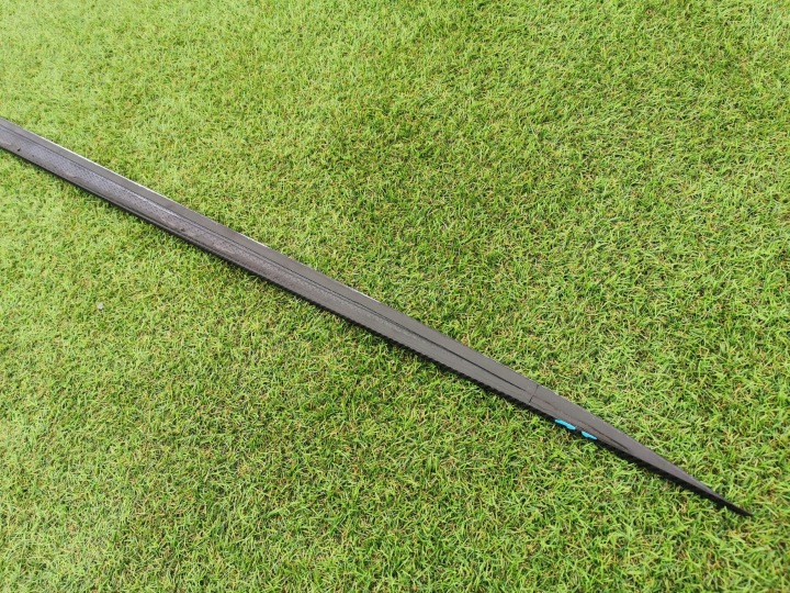 MERCEDES GT 290 4 DOOR MOULURE SEUIL CARBONE GAUCHE