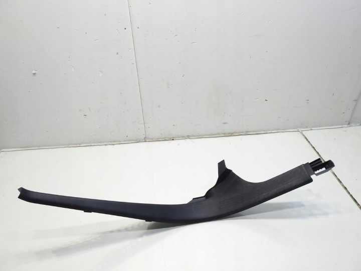 MOULURE PROTECTION SEUIL DROIT ARRIÈRE AUDI A6 C6 4F0867768A