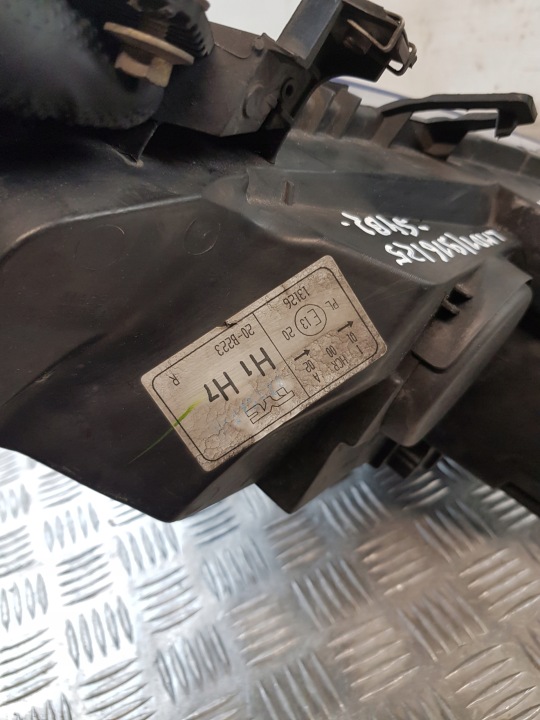 PHARE TYC DROITE AVANT PEUGEOT 307 SW LIFT 06R- EUROPE