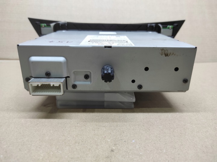 RADIO CD NAV CABASSE RENAULT LAGUNA III 281150017R