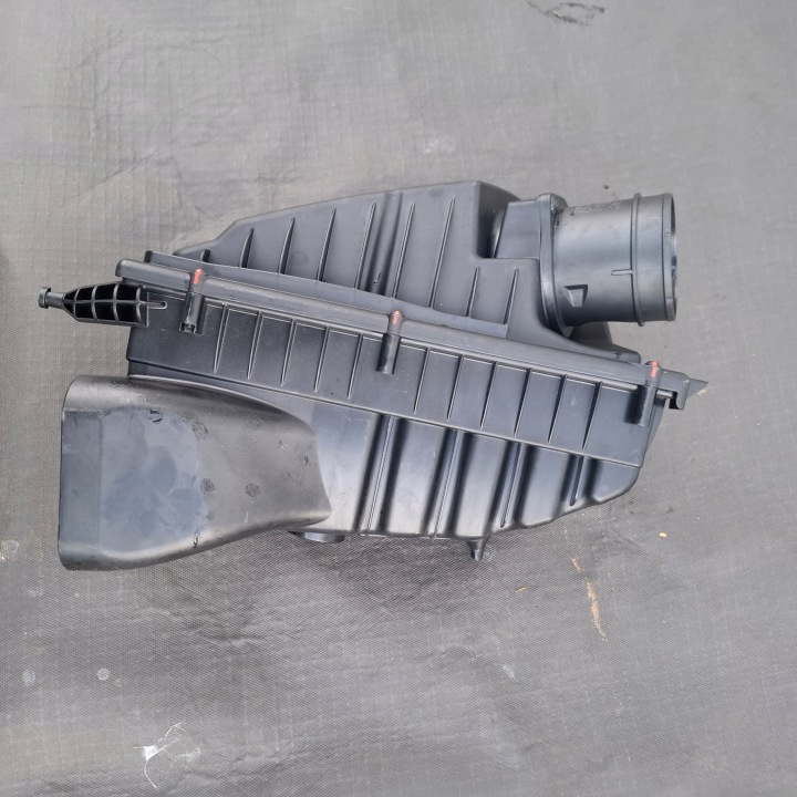 LAND ROVER DEFENDER L663 II 20-25 CHÂSSIS FILTRE AIR M8B2-9H736-CA