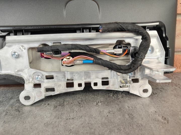 ÉCRAN MONITEUR TABLEAU DE BORD MONITEUR BMW G70 I7 EUROPE 5A60B02 5A2ECB9
