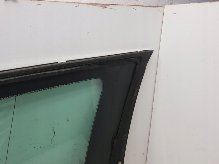 VITRE CARROSSERIE ARRIÈRE VOLVO V70 LLL 3.2 B R6 243 KM 07-16R 43R000470