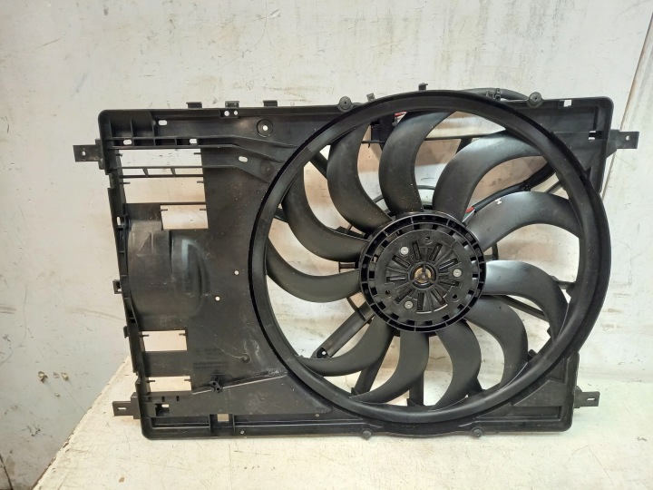 JAGUAR LAND ROVER K8D2 VENTILATEUR VENTILATEUR RADIATEURS CHÂSSIS VENTILATEUR