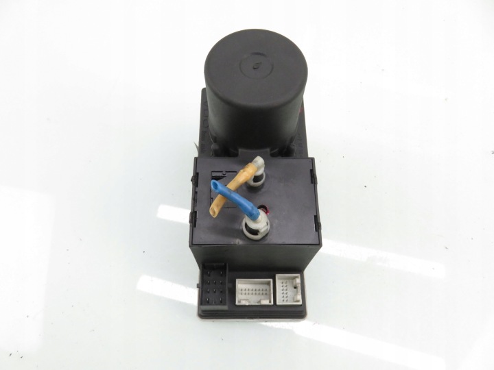 POMPE SERRURE CENTRAL AUDI A3 (8L1) 8D0862257C