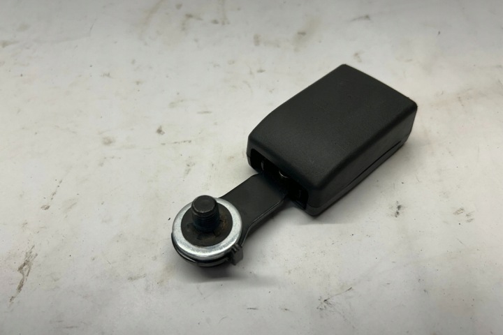AGRAFE ARRIÈRE DROIT SIÈGES MERCEDES-BENZ GL (X166) A1668603069 4.7L