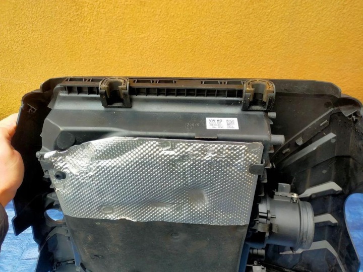 AUDI Q7 4M CHÂSSIS FILTRE AIR PROTECTION MOTEUR 4M0133837