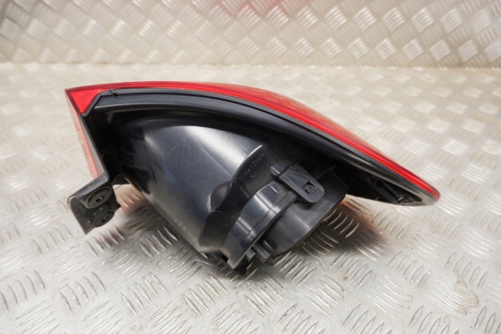 PHARE GAUCHE ARRIÈRE VW TIGUAN (5N_) 5N0945095F 2.0L DIESEL 103KW 2008