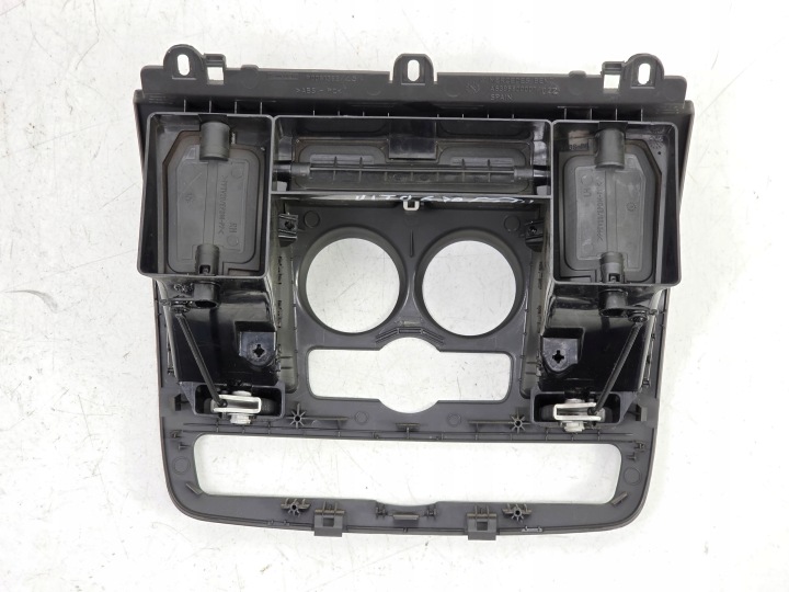 VITO VIANO W639 03- GRILLE PANNEAU CONDUIT D'AIR CENTRALE A6396800007 1N