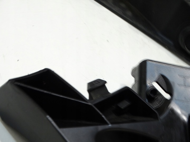 GLISSIÈRE PARE-CHOCS DROIT ARRIÈRE SEAT IBIZA MK4 6J4807378B