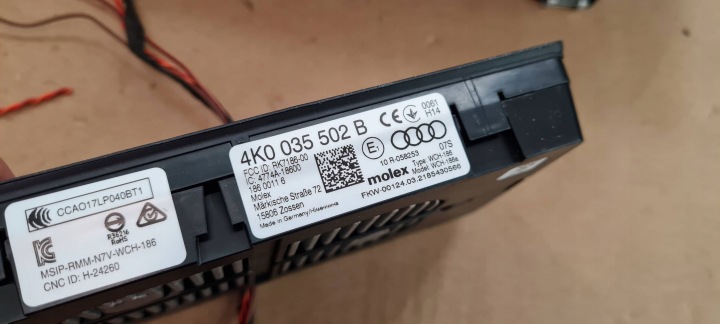 A5 8W A4 B9 8W CHARGEUR INDUKCYJNA SANS FIL BOÎTE À GANTS 4K0035502B