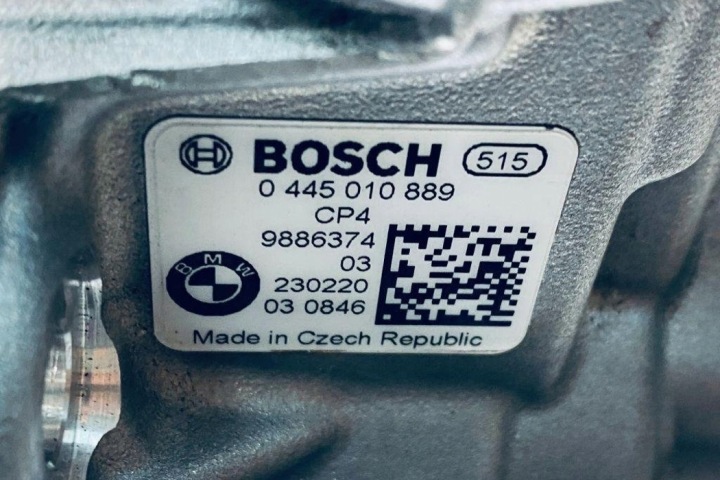 POMPE CARBURANTS BMW 13519886374 2.99L 2023