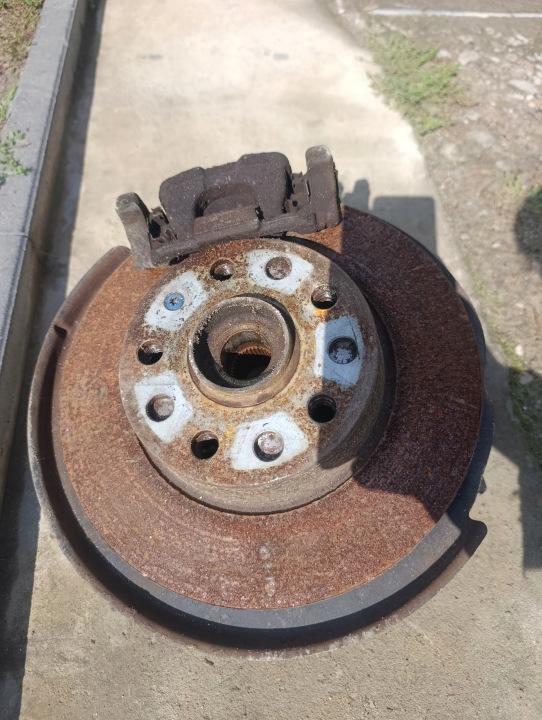 #3C0505436G# ROTULE DE DIRECTION MOYEU ÉTRIER DE FREIN DISQUE ARRIÈRE DROITE SKODA YETI 2.0 TDI