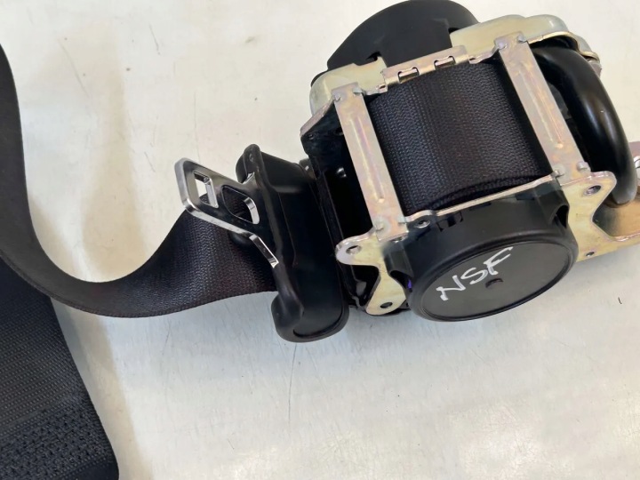 MERCEDES-BENZ C-CLASS CEINTURE DE SÉCURITÉ SIÈGES AVANT GAUCHE 2020 COUPÉ