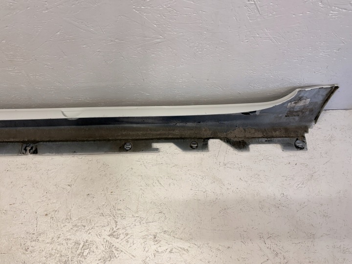 MOULURE SEUIL DROITE AVANT BMW 5 G30/31 MODULE