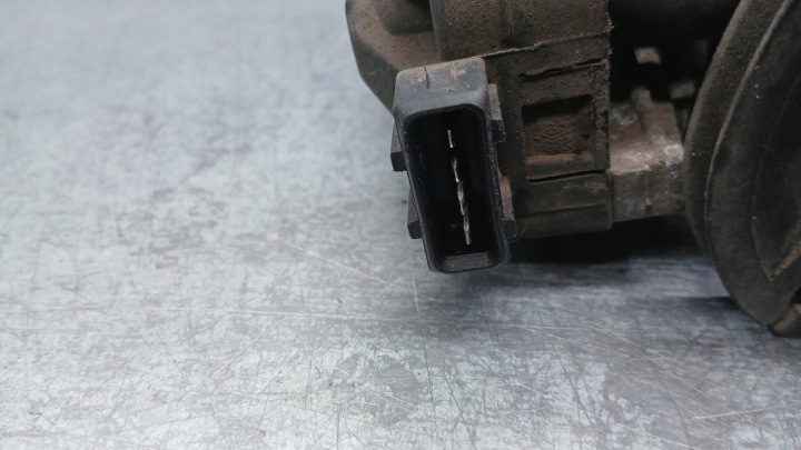 PAPILLON DES GAZ OPEL CORSA B 93-00R 1.0B