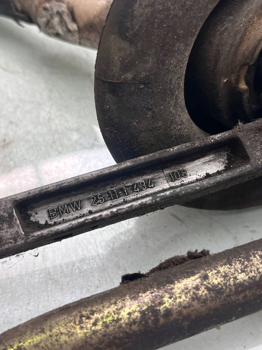 BMW 3 E46 2000CM3 DIESEL CRIC CHANGEMENTS VITESSE 25111434