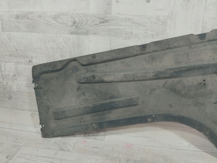 BMW 3 G20 G21 PROTECTION PLAQUE ÉCRAN CHÂSSIS DROITE 7340866