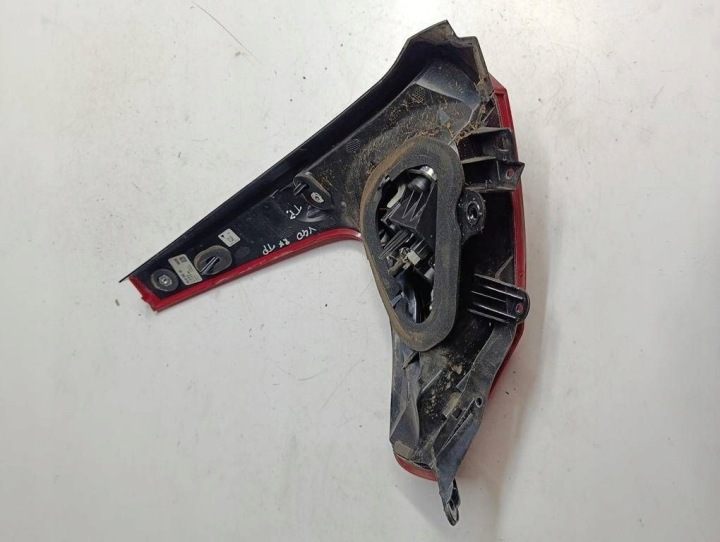 PHARE PROJECTEUR ARRIÈRE ARRIÈRE EUROPE DROITE DROIT VOLVO V40 II 31395845
