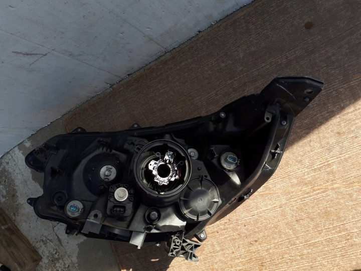 HONDA CRV IV 12-16 PHARE XÉNON DROITE AVANT LED