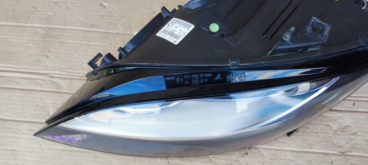 AUDI TT PHARES DROITE I GAUCHE AVANT XÉNON 8J0941004D 8J0941003D ORIGINAL