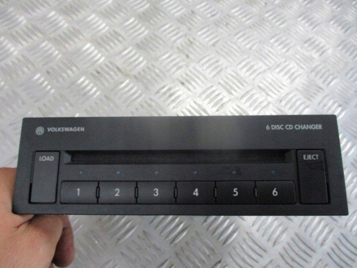 CHANGEUR 3C0, 3C0035110, PASSAT B6