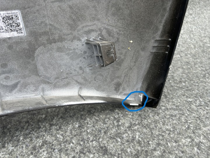 CACHE COUVERCLES DE COFFRE KIA SPORTAGE V 87310-R2010