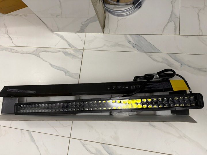PHARE PANNEAU LED HELLA 40'' NOIR MAGIC CURVED PROJECTEUR LONGUE PORTÉE 4X4 ÉCLAIRAGE