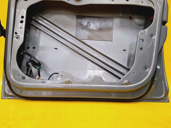 PORTES DROIT AVANT DROIT AVANT VW TOURAN I 03-06 LAK: LA7X NR884
