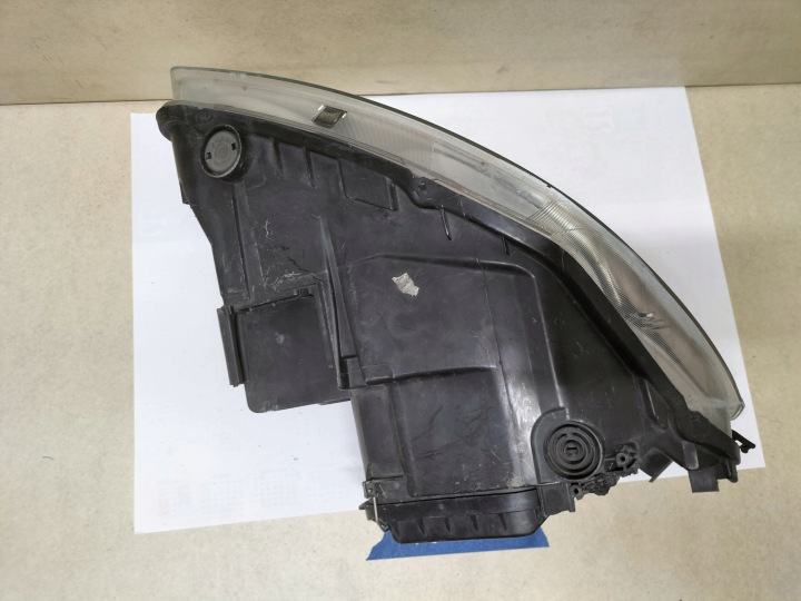 SEAT EXEO PROJECTEUR GAUCHE 3R1941005E SZCZECIN GORZOW- POZNAŃ 4143